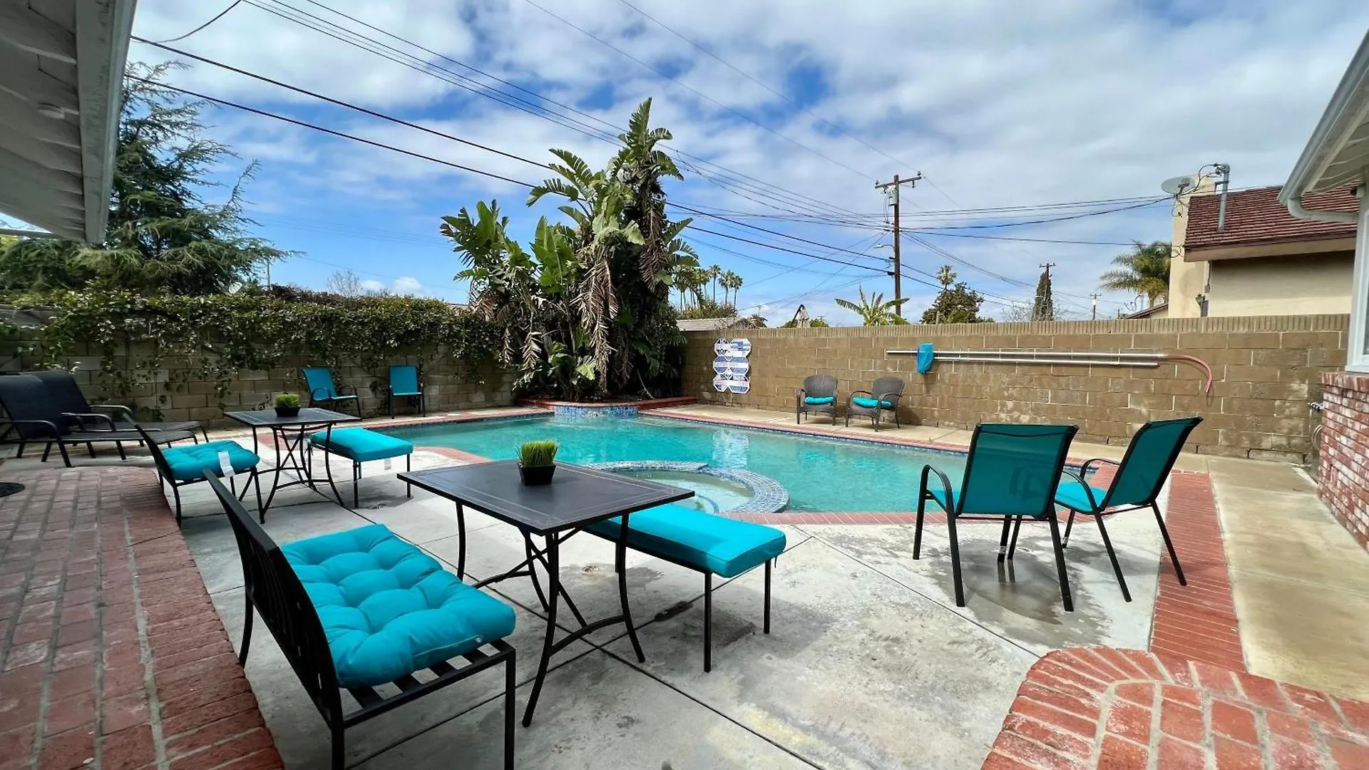Destination #22 Villa Anaheim 0*,  United States